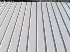ガルバリウム鋼板屋根　塗装事例